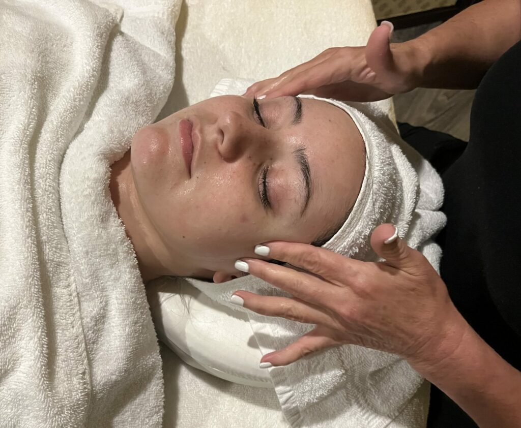 Signature Facial